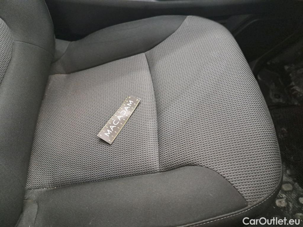  Renault  Trafic  III Fourgon L2H1 3T Confort 2.0 dCi 130CV BVM6 E6d #20