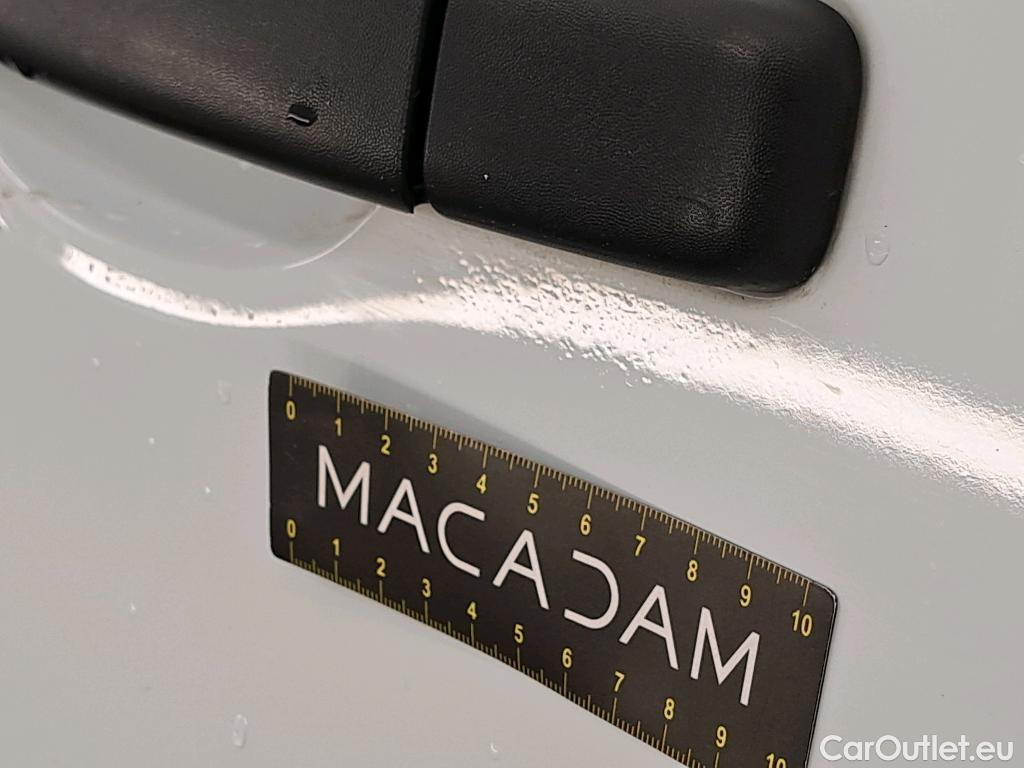  Renault  Trafic  III Fourgon L2H1 3T Confort 2.0 dCi 130CV BVM6 E6d #10