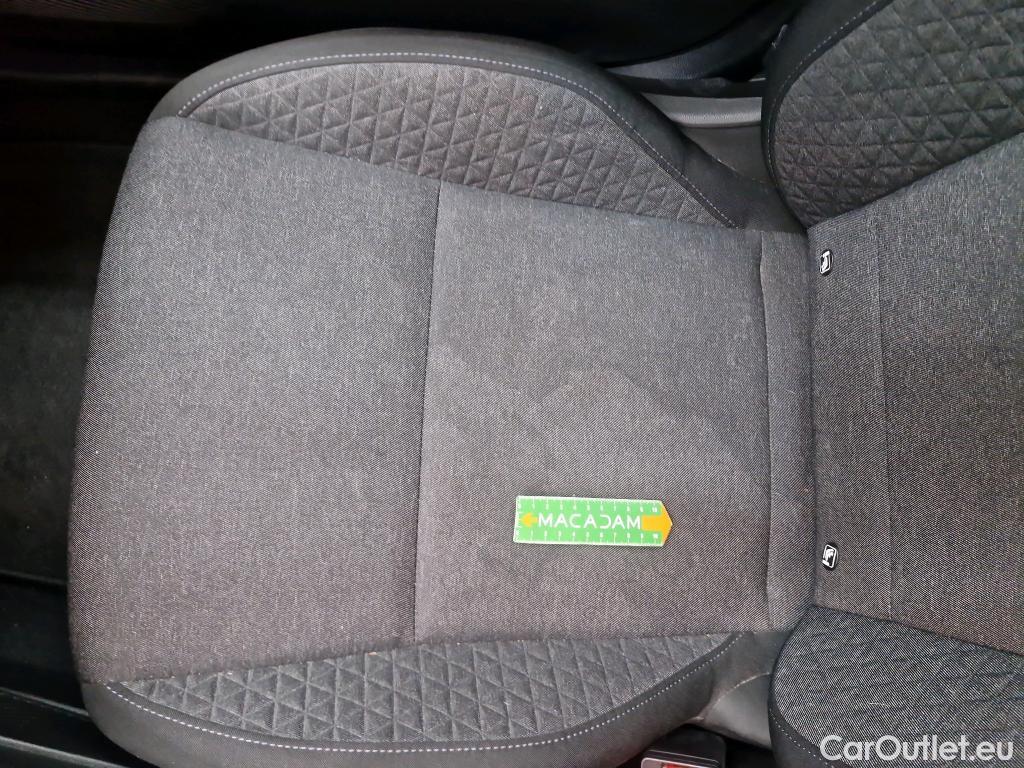  Renault  Clio  V Business 1.6 E-TECH Hybrid 140CV BVA6 E6d #8