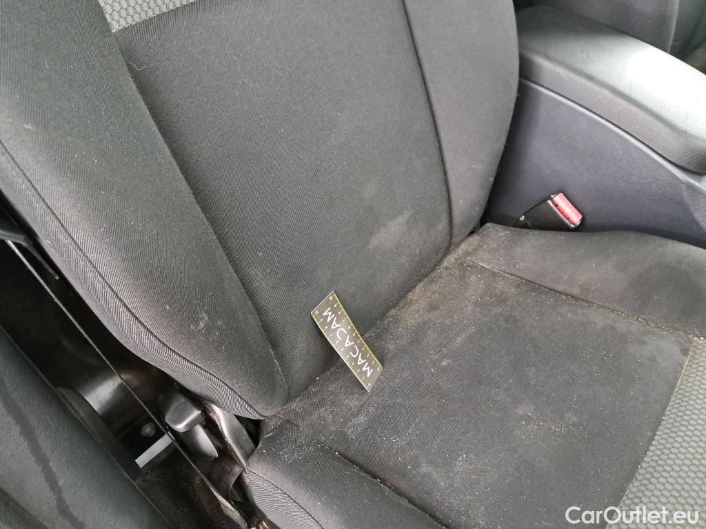  Renault  Kangoo  Express Extra (Série Spéciale) 1.5 dCi 90CV BVM5 E6 #31