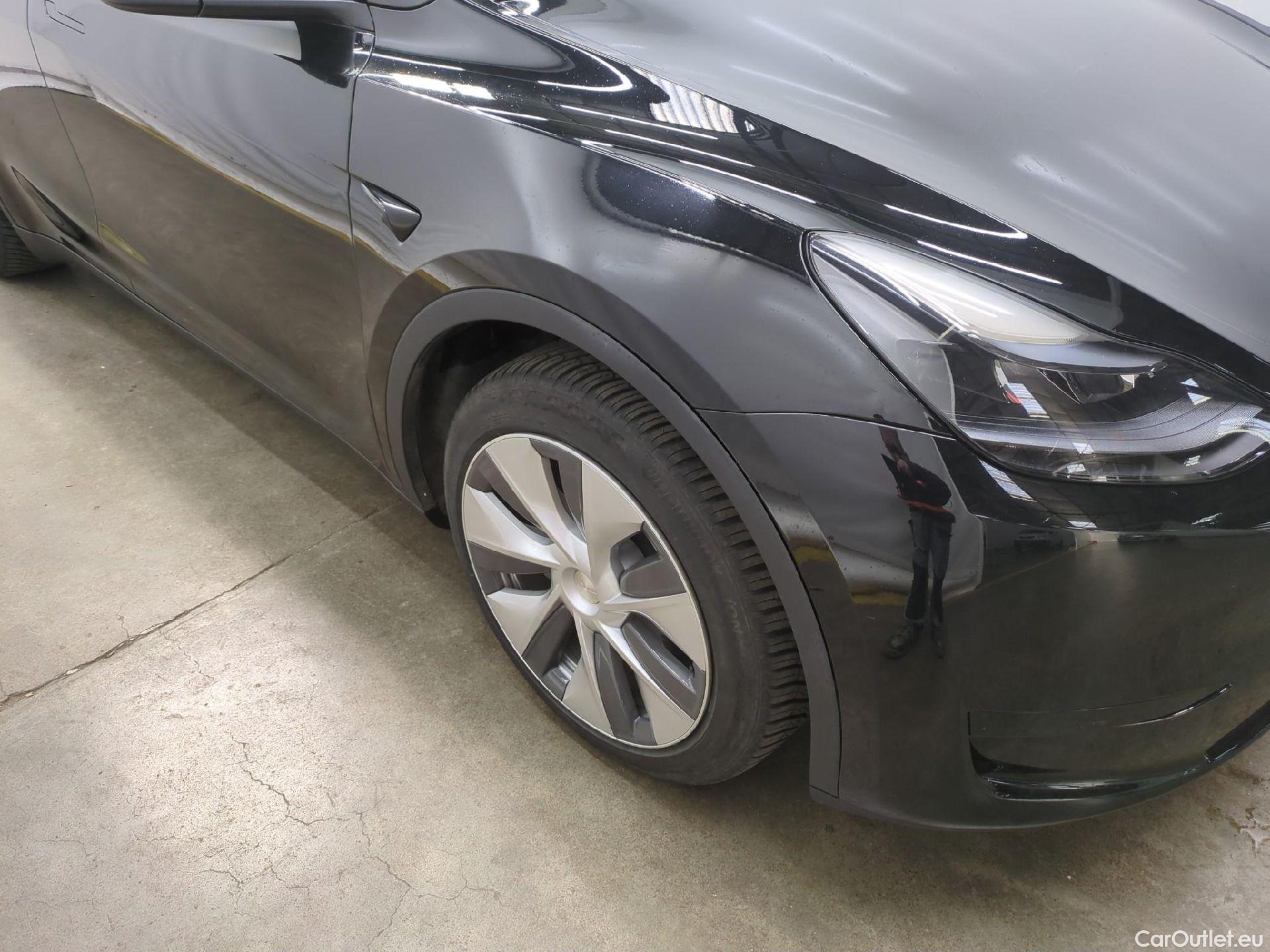  Tesla  Model Y TESLA  / 2021 / 5P / SUV RWD #31