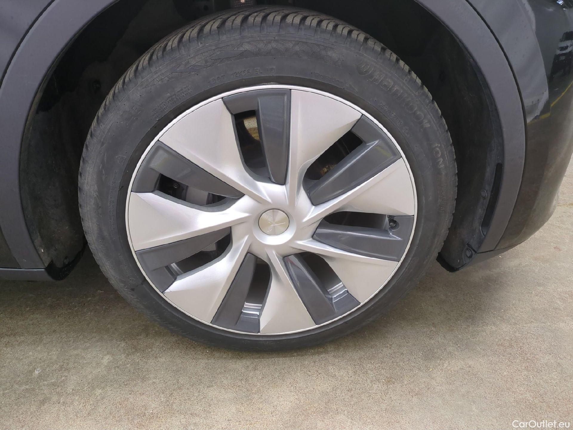  Tesla  Model Y TESLA  / 2021 / 5P / SUV RWD #13