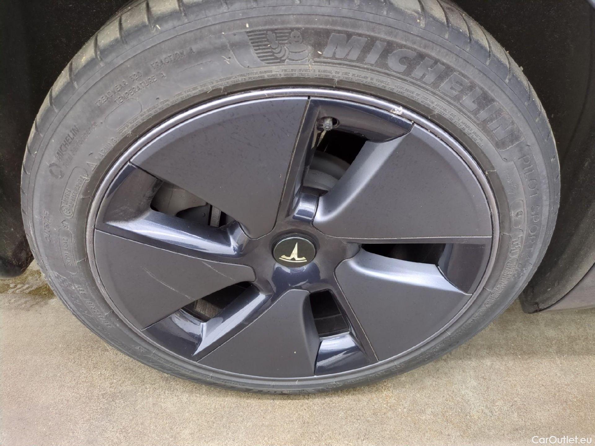  Tesla  Model 3 TESLA  / 2018 / 4P / Berline - COMMITMENT DEAL  lot 198 #11