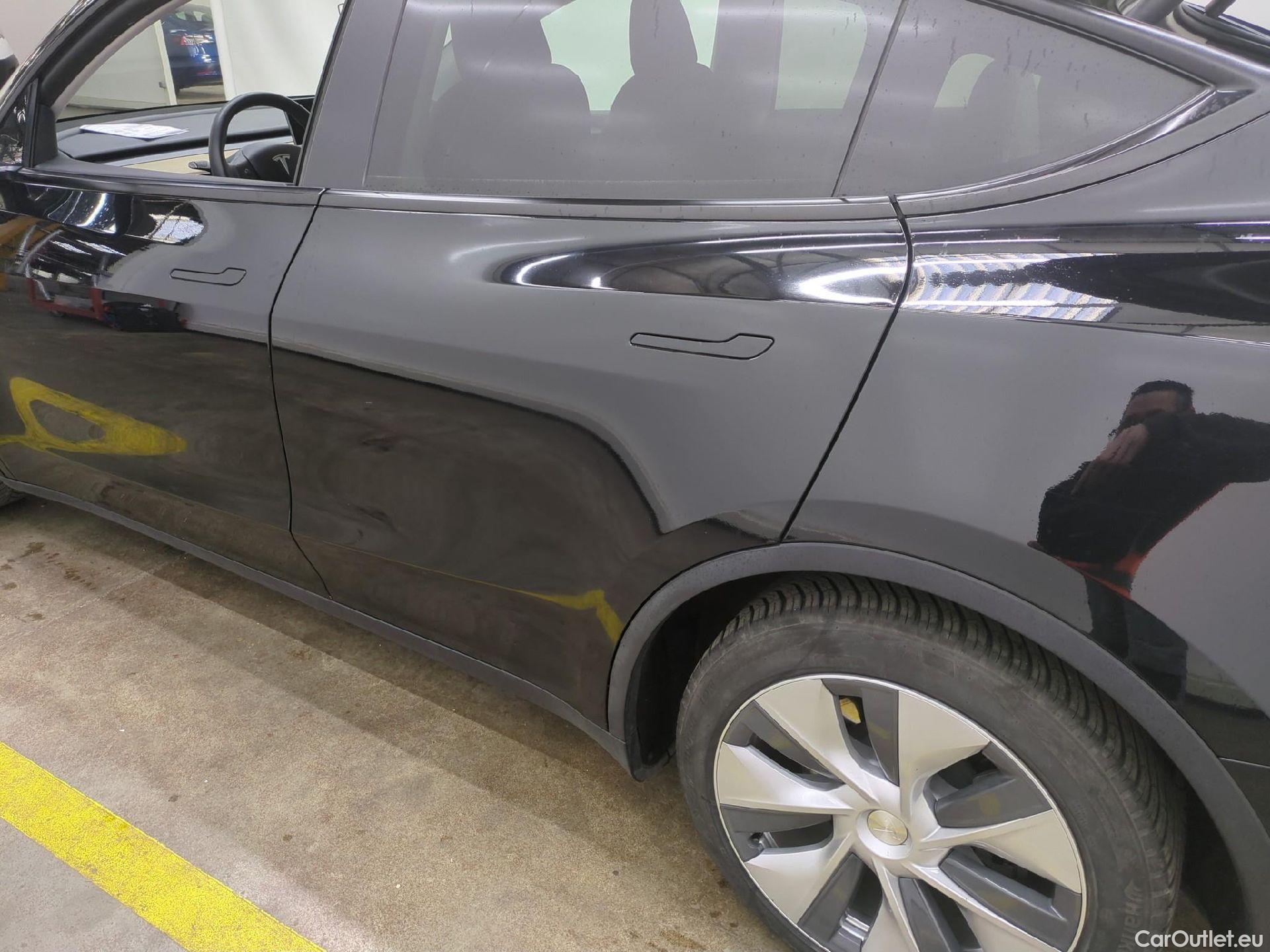  Tesla  Model Y TESLA  / 2021 / 5P / SUV RWD #21