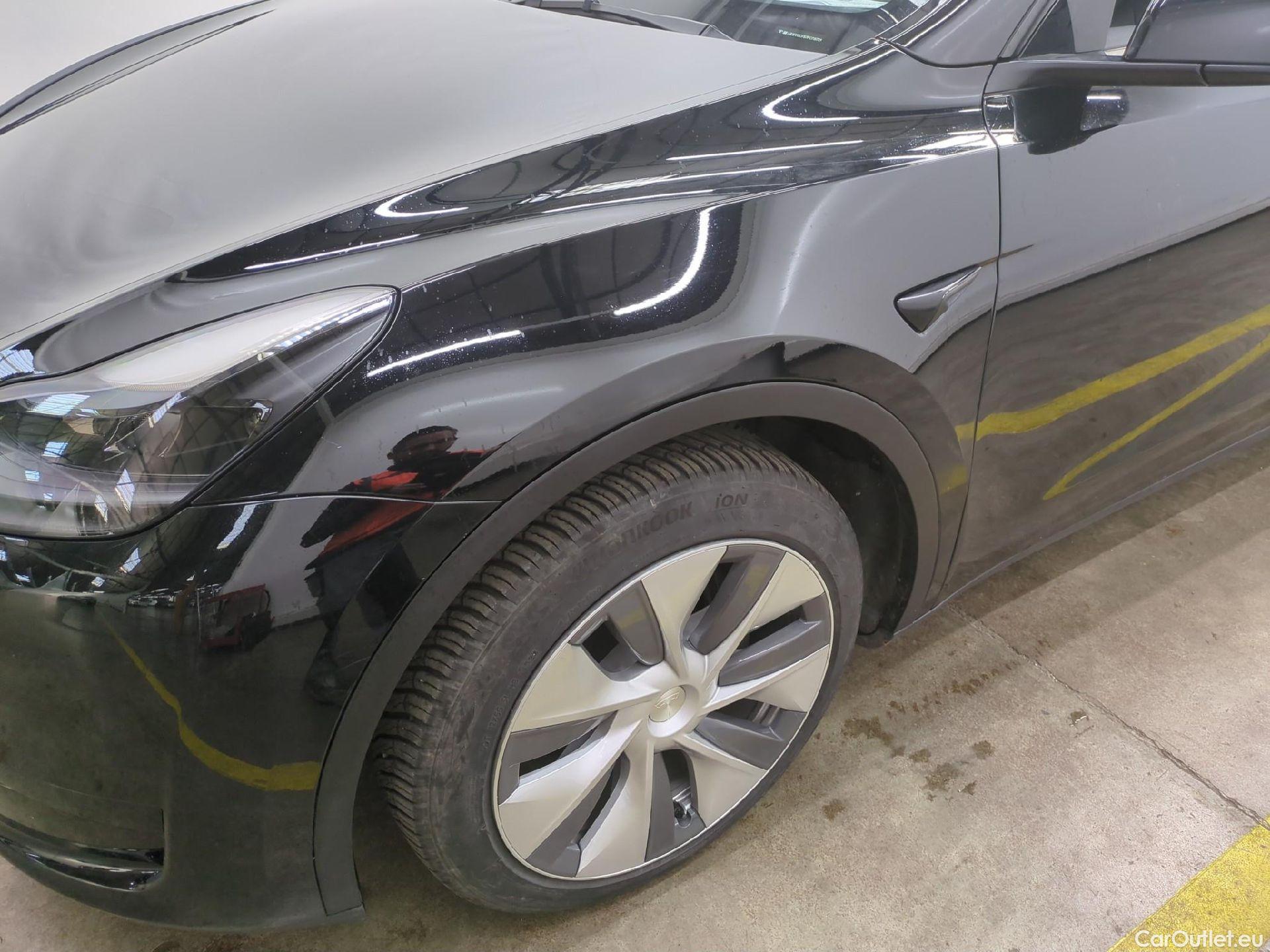  Tesla  Model Y TESLA  / 2021 / 5P / SUV RWD #17