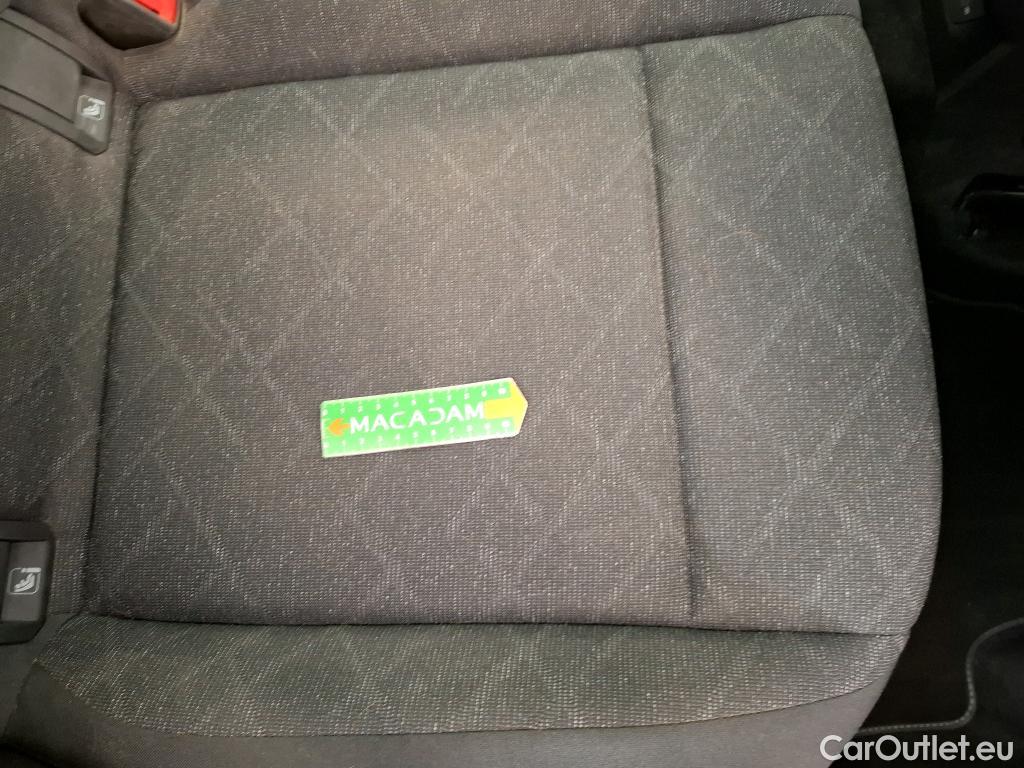  Volkswagen  Golf  VOLKSWAGEN / 2020 / 5P / Berline 1.0 eTSI OPF 110 DSG7 Life Business #10