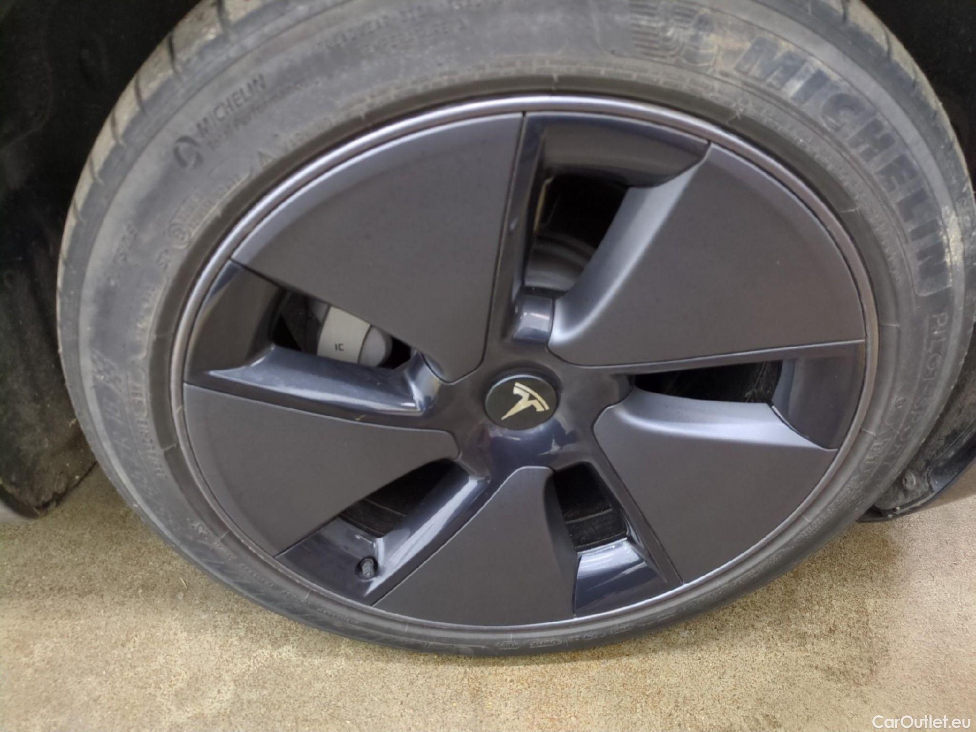  Tesla  Model 3 TESLA  / 2018 / 4P / Berline - COMMITMENT DEAL  lot 198 #1