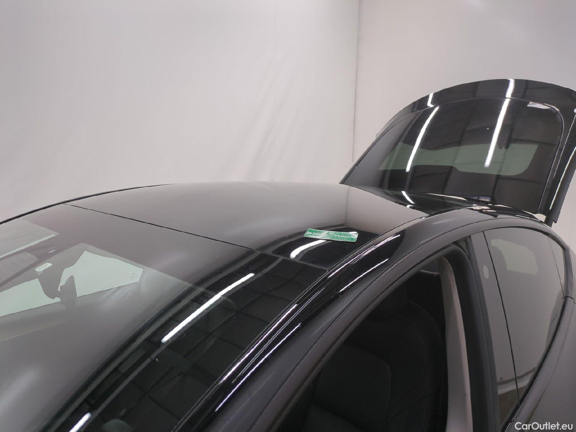  Tesla  Model Y TESLA  / 2021 / 5P / SUV RWD #19