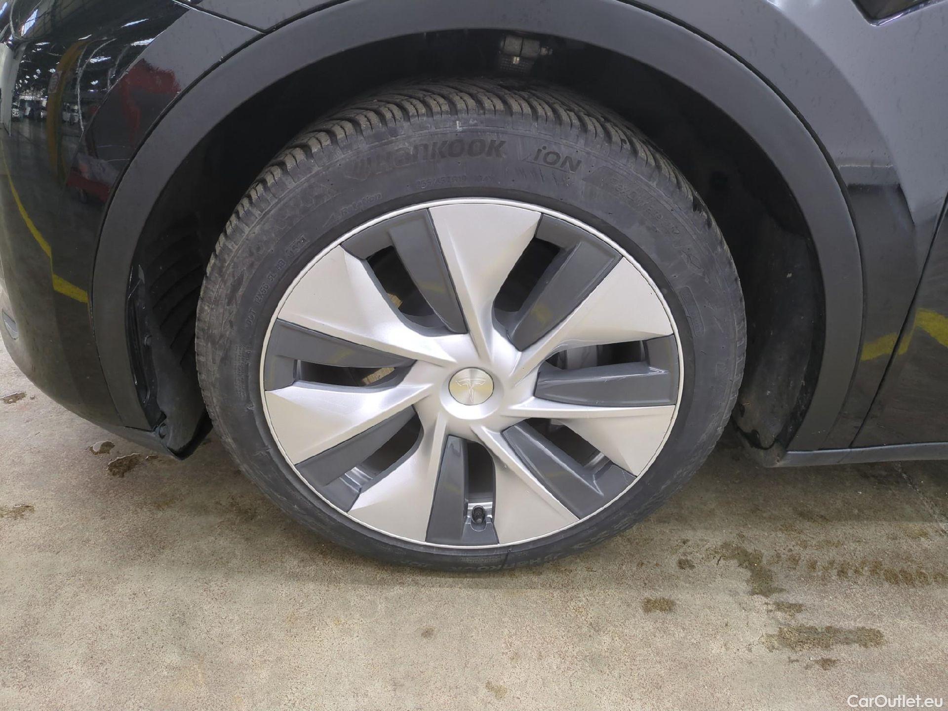  Tesla  Model Y TESLA  / 2021 / 5P / SUV RWD #1