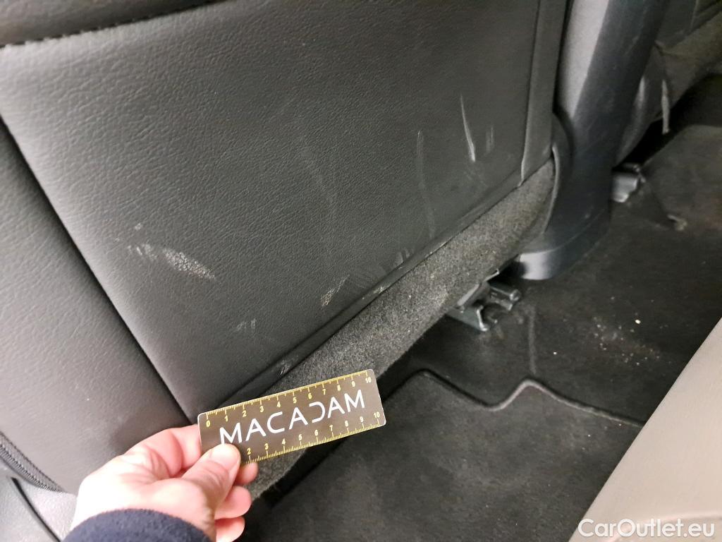  Toyota  C-HR TOYOTA  5p Berline 1.8 HYBRIDE 122 COLLECTION #13