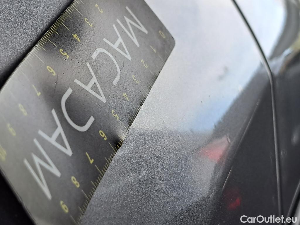  Toyota  C-HR TOYOTA  5p Berline 1.8 HYBRIDE 122 COLLECTION #7