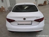  Alfa Romeo  Giulietta ALFA ROMEO GIULIA / 2016 / 4P / BERLINA 2.2 TURBO DIESEL 160CV BUSINESS AT8 #49