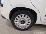  Fiat  500 FIAT L / 2017 / 5P / MONOVOLUME URBAN 1.3 MULTIJET 95CV #18