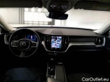  Volvo  XC60 VOLVO  / 2021 / 5P / SUV B4 D AWD AUTOMATICO CORE #3