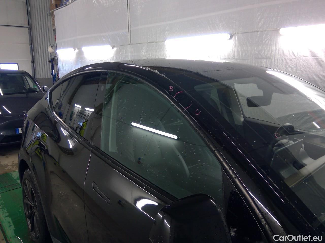  Tesla  Model Y  Long-Range AWD #15