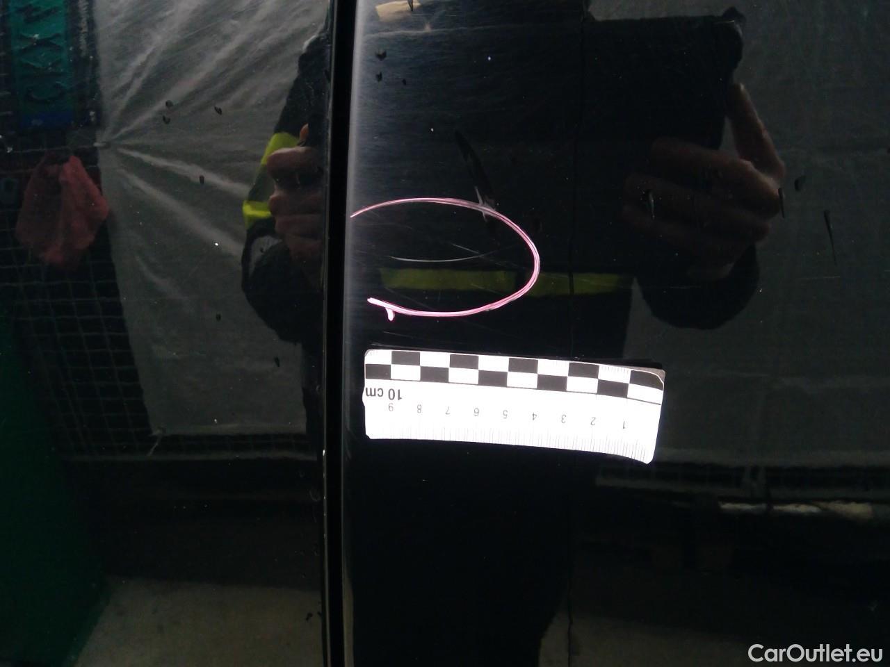  Tesla  Model Y  Long-Range AWD #5