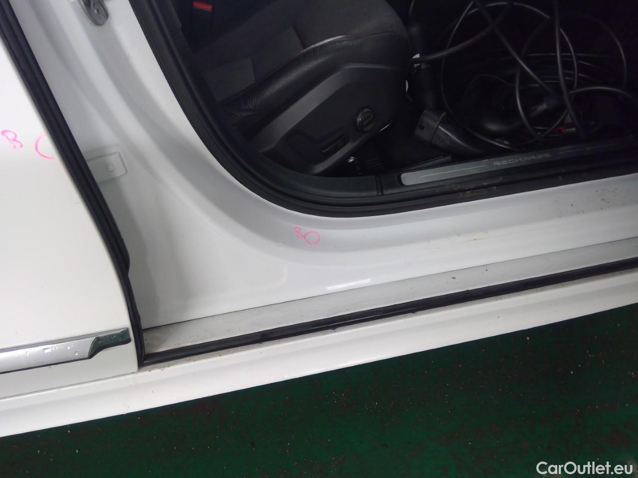  Volvo  V90  T6 350 Insc.Exp. AWD Aut #13