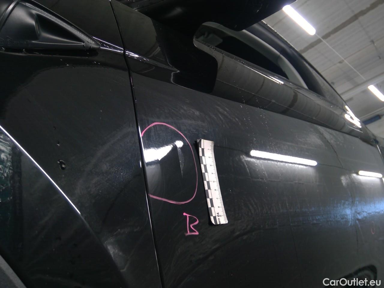  Tesla  Model Y  Long-Range AWD #2