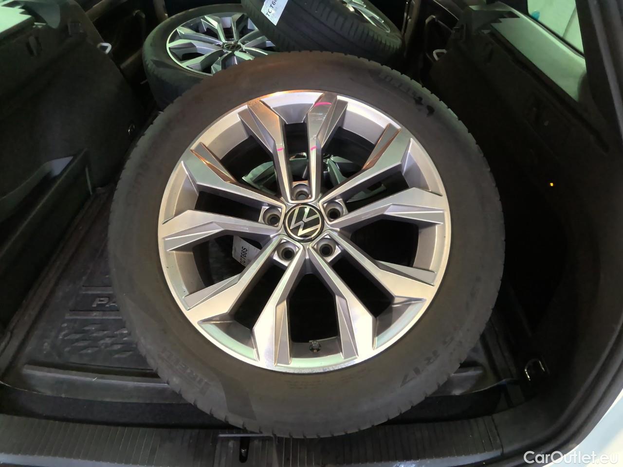  Volkswagen  Passat  Sp.Combi GTE #1