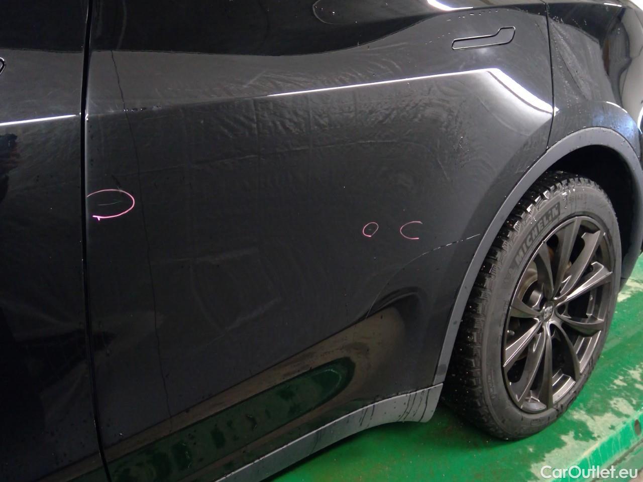  Tesla  Model Y  Long-Range AWD #6