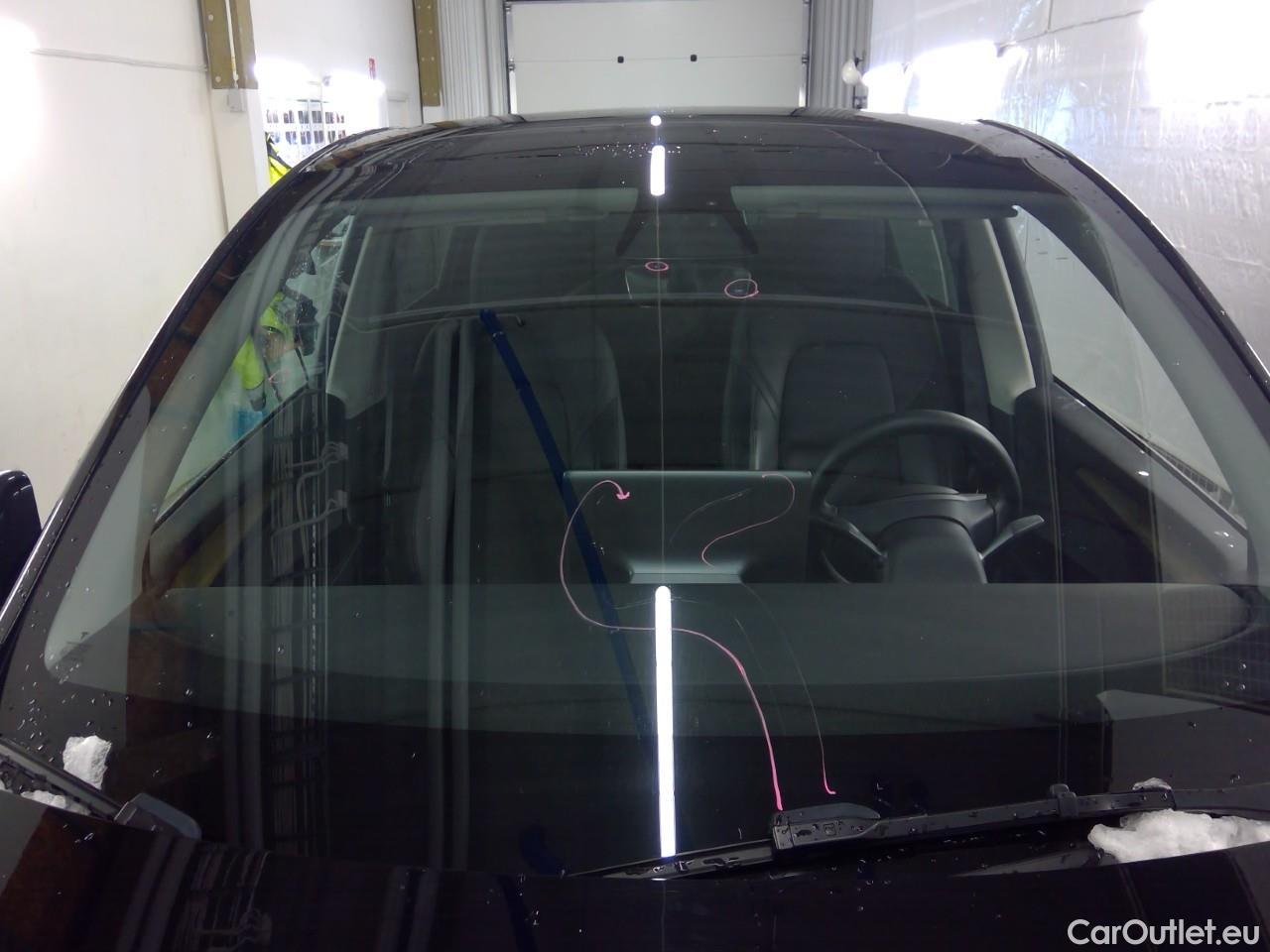  Tesla  Model Y  Long-Range AWD #11