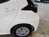  Toyota  Yaris TOYOTA  / 2020 / 5P / BERLINA HYBRID BUSINESS MY22 #45