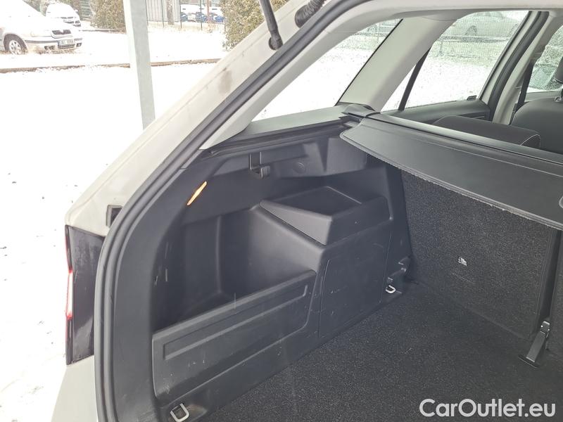  Skoda  Fabia  Combi (2015) Com.1.0TSI 70 Ambition 5d #16