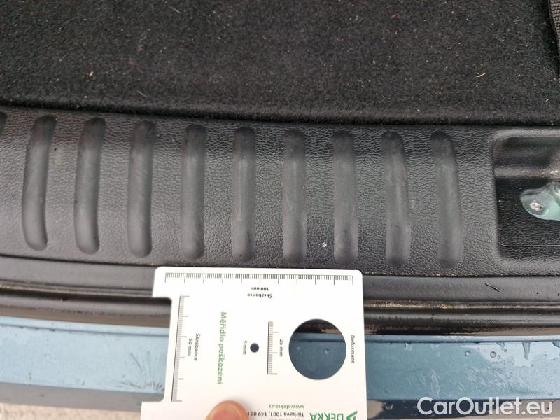  KIA  Cee'd Ceed Sportswagon (2018->) Ceed SW 1.5 T-GDI 118 Spin 5d #9