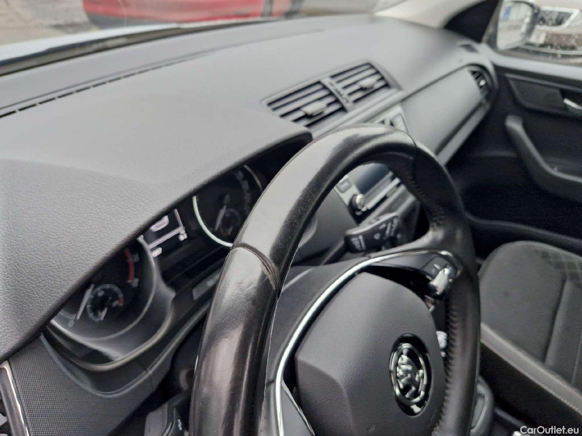  Skoda  Fabia  Combi (2015) Com.1.0TSI 70 Ambition 5d #7