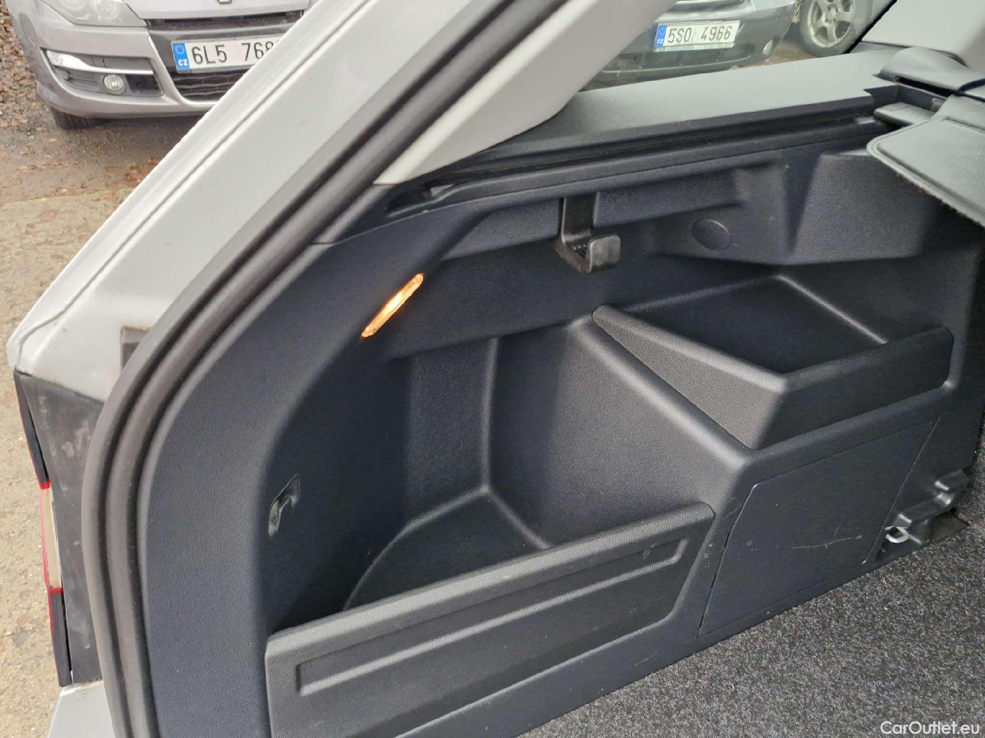  Skoda  Fabia  Combi (2015) Com.1.0TSI 70 Ambition 5d #3