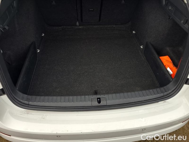  Skoda  Octavia  Combi (NX3)(2020) Oct.Combi 1.0TSI 81 Ambition #8