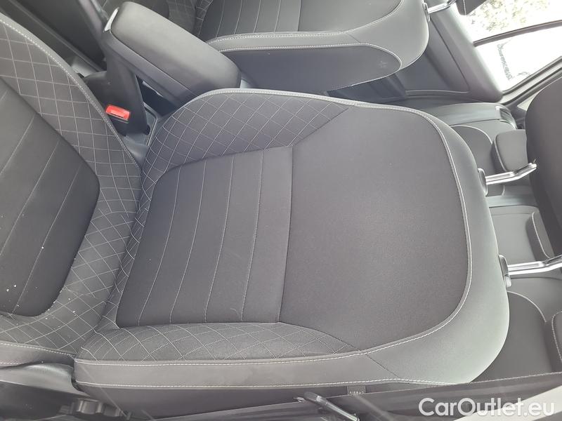  Skoda  Fabia  Combi (2015) Com.1.0TSI 70 Ambition 5d #10