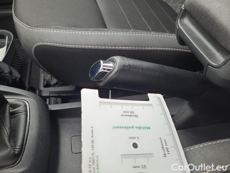  Skoda  Fabia  Combi (2015) Com.1.0TSI 70 Ambition 5d #6