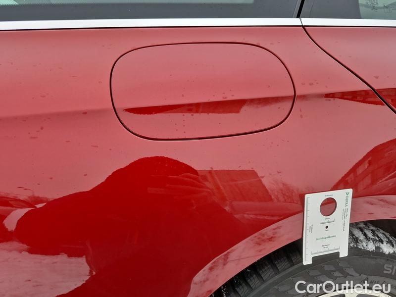  Mercedes  E-Klasse  W212 (2009) E 200 T 4MATIC AT 5d #22