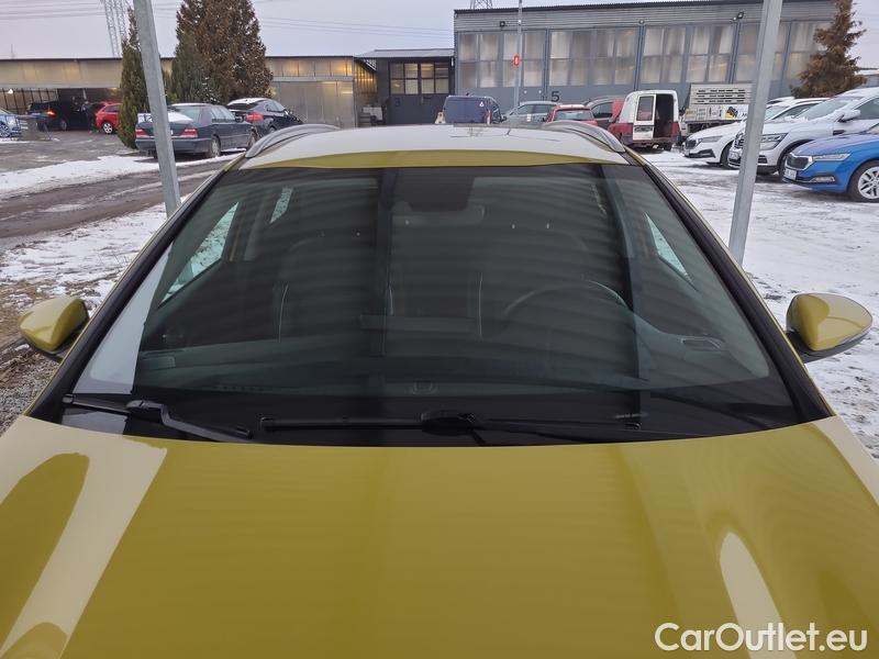  KIA  XCeed  (2019)  1.5 T-GDI TOP AT 5d #1