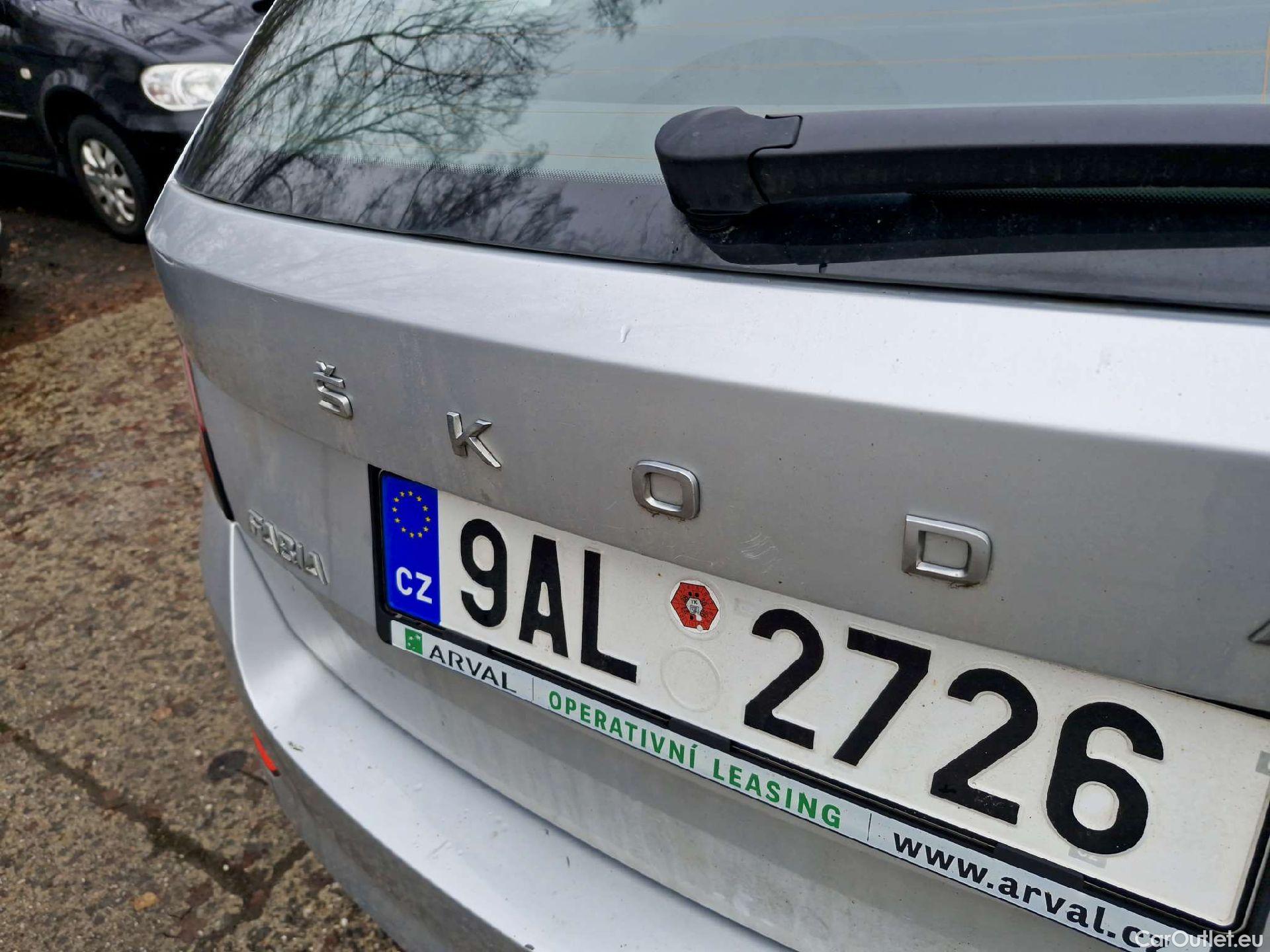  Skoda  Fabia  Combi (2015) Com.1.0TSI 70 Ambition 5d #16