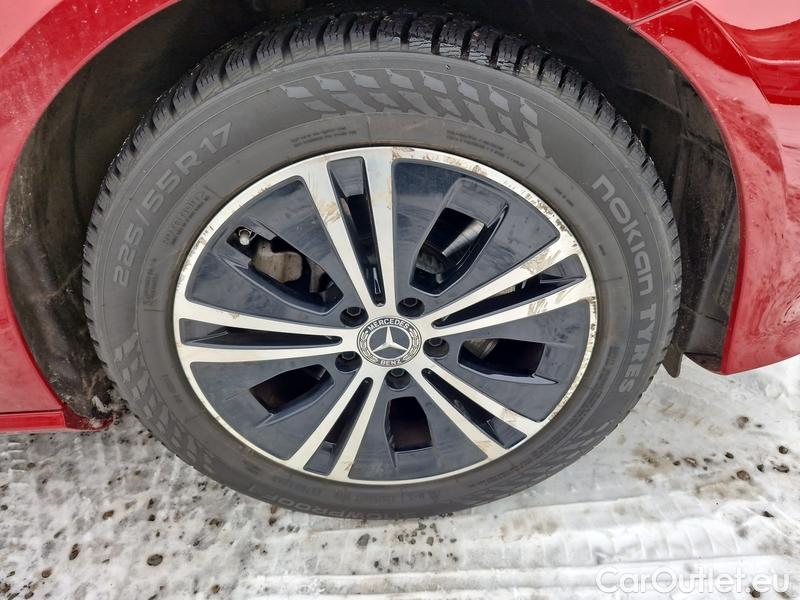  Mercedes  E-Klasse  W212 (2009) E 200 T 4MATIC AT 5d #27