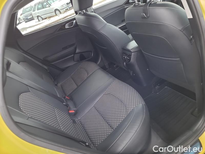  KIA  XCeed  (2019)  1.5 T-GDI TOP AT 5d #15