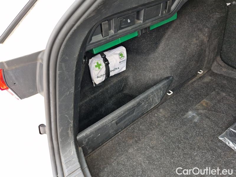  Skoda  Octavia  Combi (NX3)(2020) Oct.Combi 2.0TDI 110 Style #18