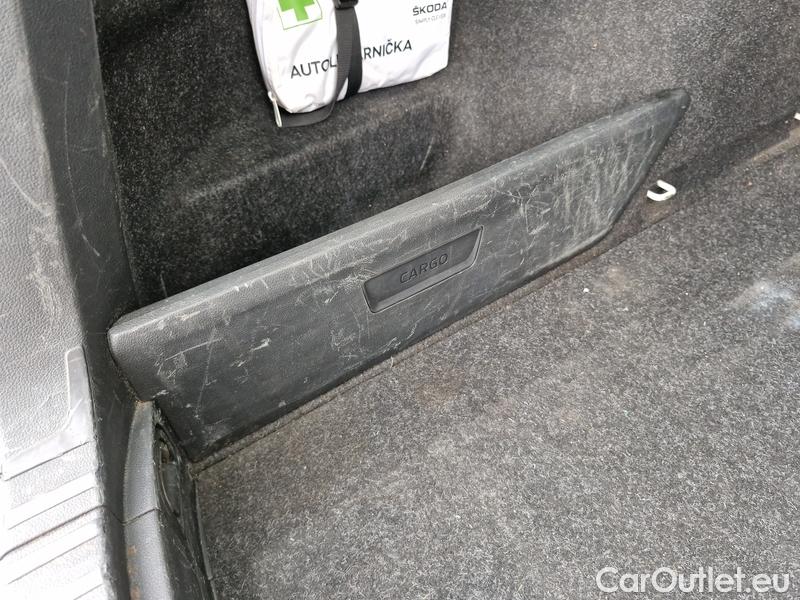  Skoda  Octavia  Combi (NX3)(2020) Oct.Combi 2.0TDI 110 Style #20