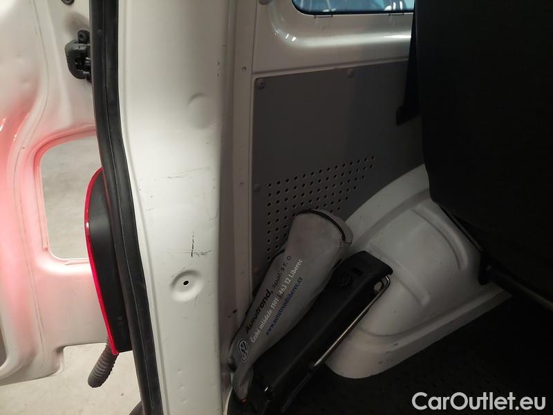  Volkswagen  Transporter T6  (2015) Transp.2.0TDI 150 Kombi 4d #8