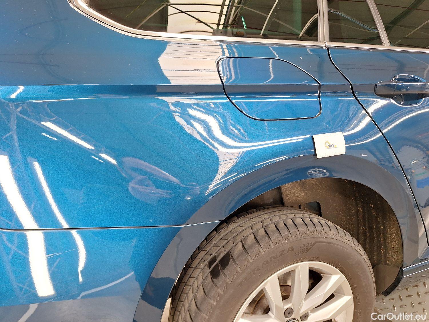  Volkswagen  Passat VW,  Variant FL'19, Volkswagen  Variant 1.5 TSI OPF DSG7 Style B #1