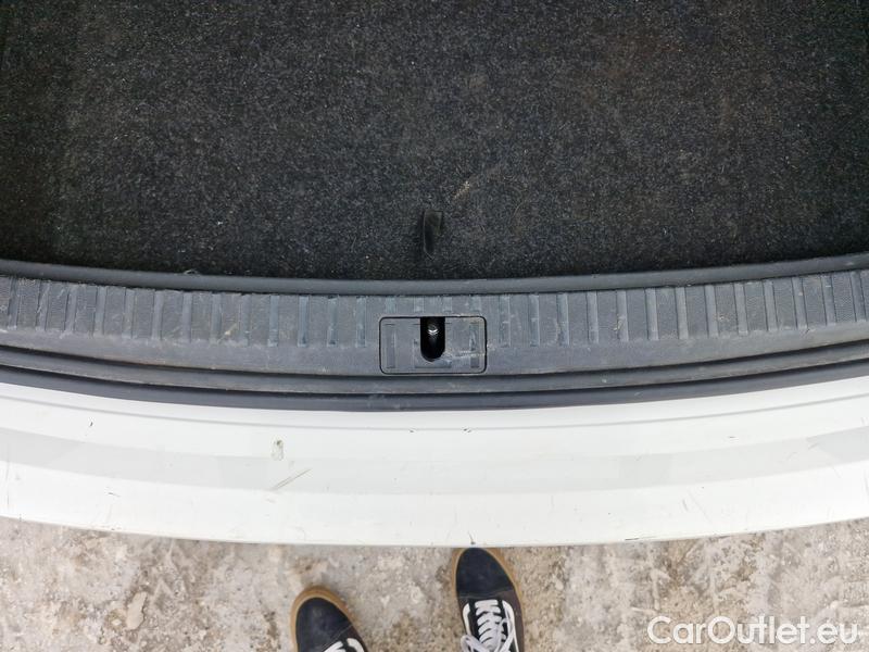  Skoda  Octavia  Combi (NX3)(2020) Oct.Combi 2.0TDI 110 Style #16