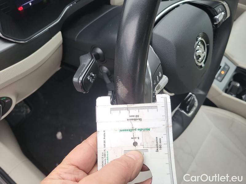  Skoda  Superb  Combi (3V5)(2015) Supe.FL2.0TDI 110 Style AT #3