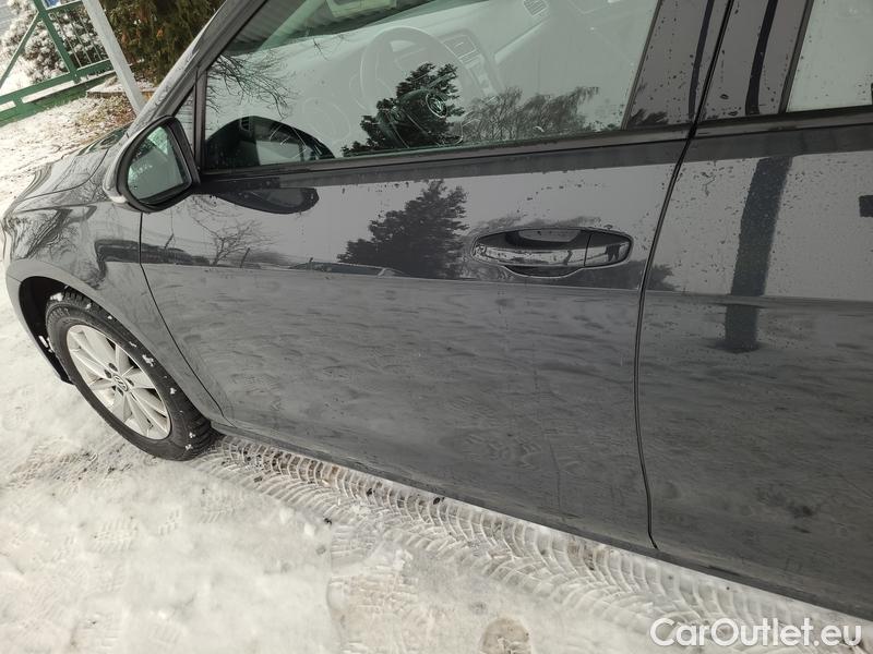  Volkswagen  Golf  VII Variant  (BV5)(2017->) Var. 1.6TDI 85 CL #2