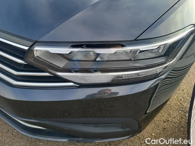  Volkswagen  Passat  Variant (CB5) (2019) Pas.Var.1.5TSI Business AT #8