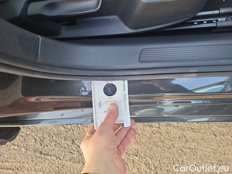  Volkswagen  Passat  Variant (CB5) (2019) Pas.Var.1.5TSI Business AT #24