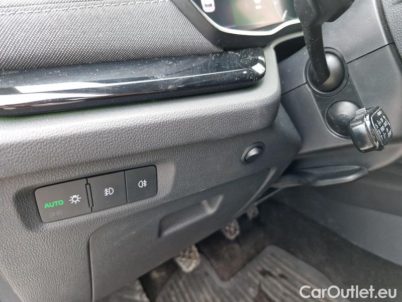  Skoda  Octavia  Combi (NX3)(2020) Oct.Combi 2.0TDI 110 Style #9