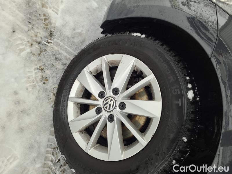  Volkswagen  Golf  VII Variant  (BV5)(2017->) Var. 1.6TDI 85 CL #17