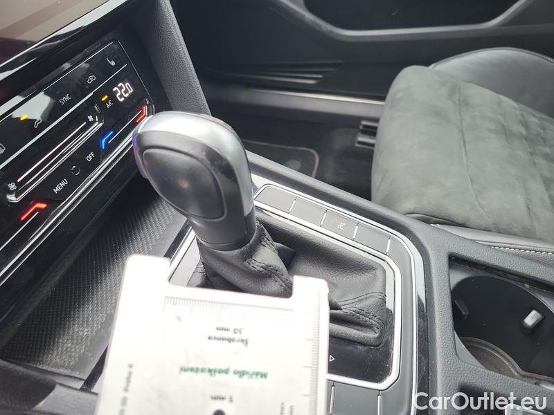  Volkswagen  Passat  Variant (CB5) (2019) Pas.Var.2.0TDI 110 Elegance AT #7